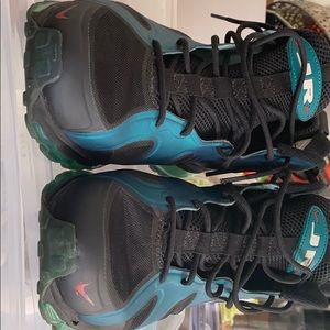 Nike Ken Griffey Jr Sneakers Size 10M